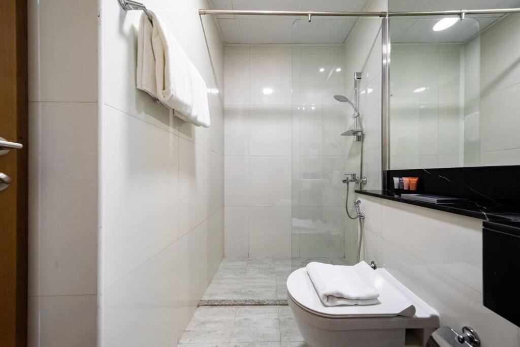 Mint Stay - Millennium Binghatti Business Bay Dubai Exterior foto